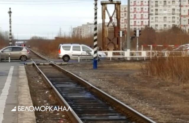В ночь на выходные железнодорожный переезд в Северодвинске снова закроют