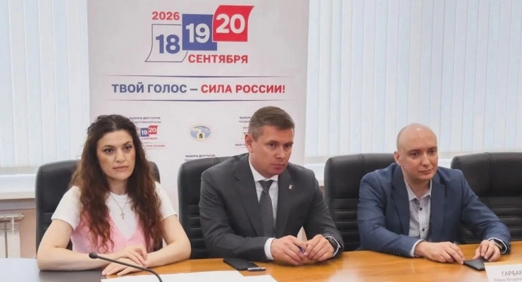 Игорь Арсентьев подал документы в избирком
